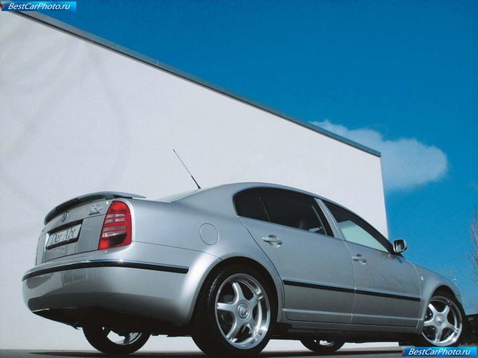 2002 ABT Skoda Superb - фотография 2 из 2
