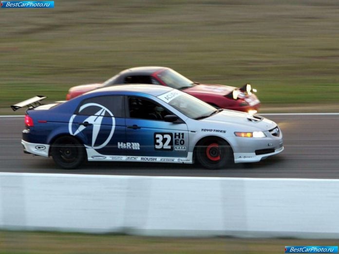 2004 Acura Tl 25 Hours Of Thunderhill - фотография 36 из 57 2004 Acura Tl 25 Hours Of Thunderhill - фотография 36 из 57