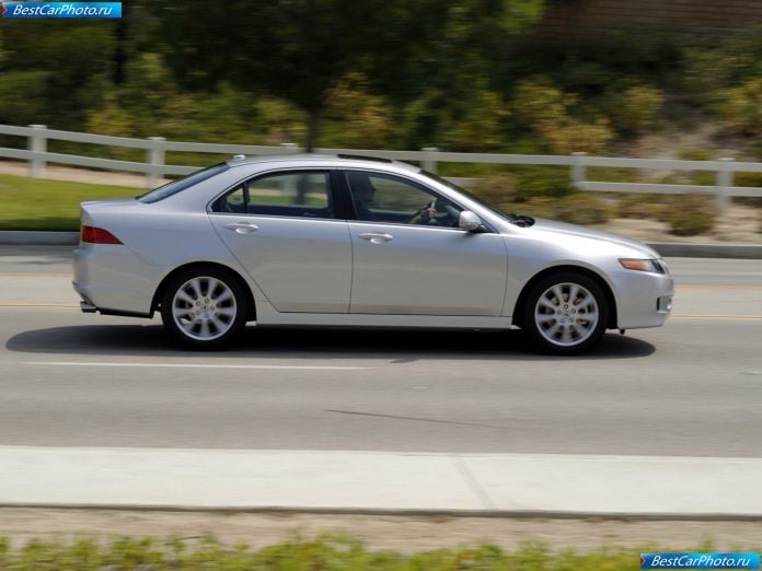 2007 Acura Tsx - фотография 4 из 17