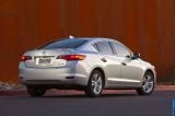 acura_2013_ilx_017.jpg