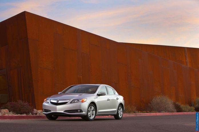 2013 Acura ILX - фотография 14 из 129 2013 Acura ILX - фотография 14 из 129