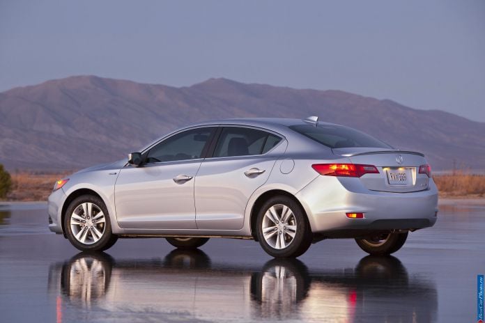 2013 Acura ILX - фотография 16 из 129 2013 Acura ILX - фотография 16 из 129