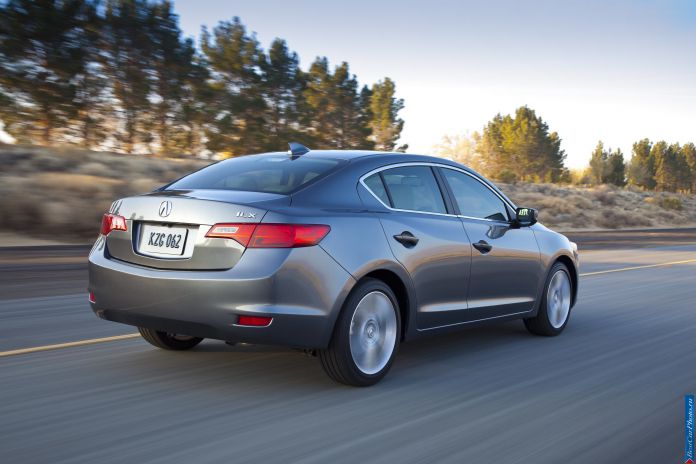 2013 Acura ILX - фотография 19 из 129 2013 Acura ILX - фотография 19 из 129
