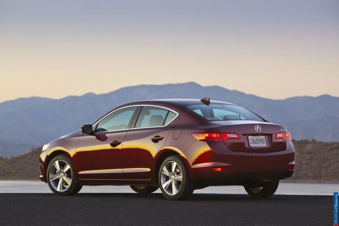 2013 Acura ILX - фотография 31 из 129 2013 Acura ILX - фотография 31 из 129