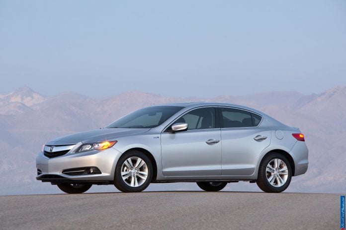2013 Acura ILX - фотография 36 из 129 2013 Acura ILX - фотография 36 из 129