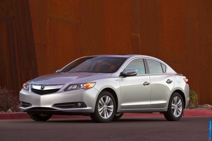 2013 Acura ILX - фотография 39 из 129