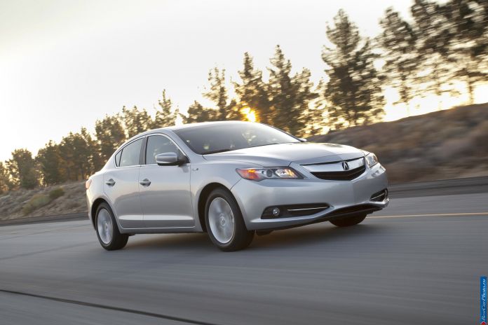 2013 Acura ILX - фотография 69 из 129