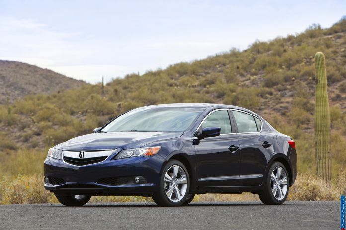 2013 Acura ILX - фотография 73 из 129