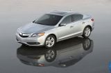 acura_2013_ilx_097.jpg