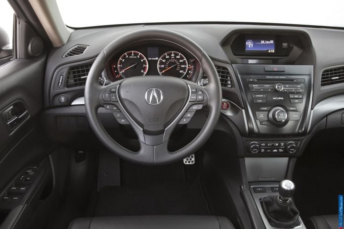 2013 Acura ILX - фотография 120 из 129
