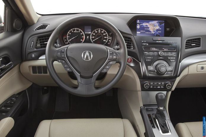 2013 Acura ILX - фотография 121 из 129