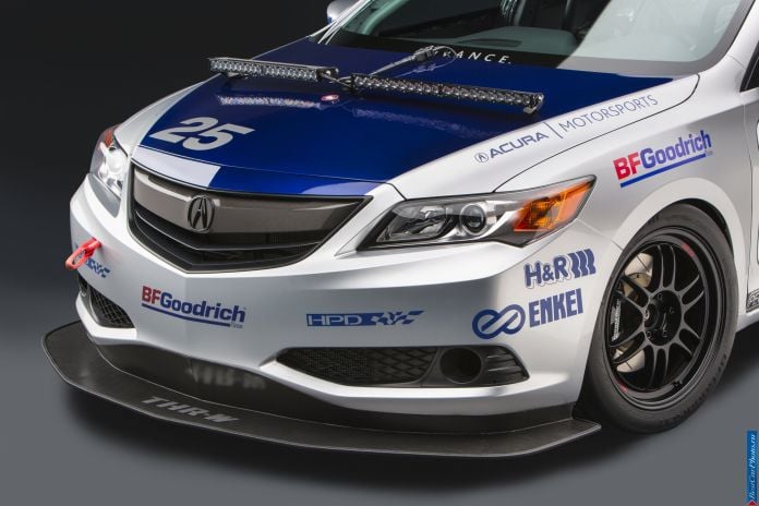 2013 Acura ILX Endurance Racer - фотография 4 из 13