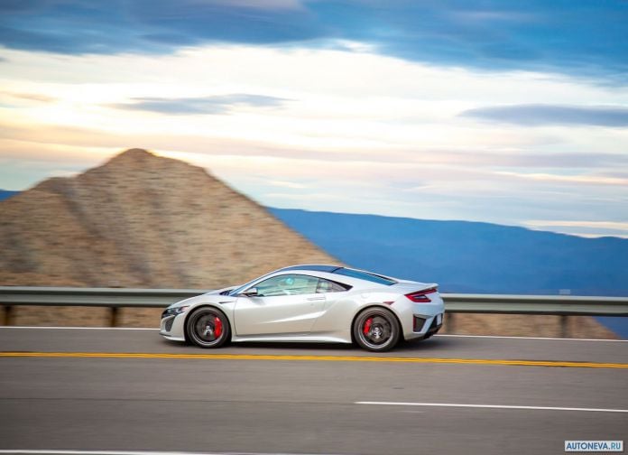 2017 Acura NSX - фотография 57 из 160