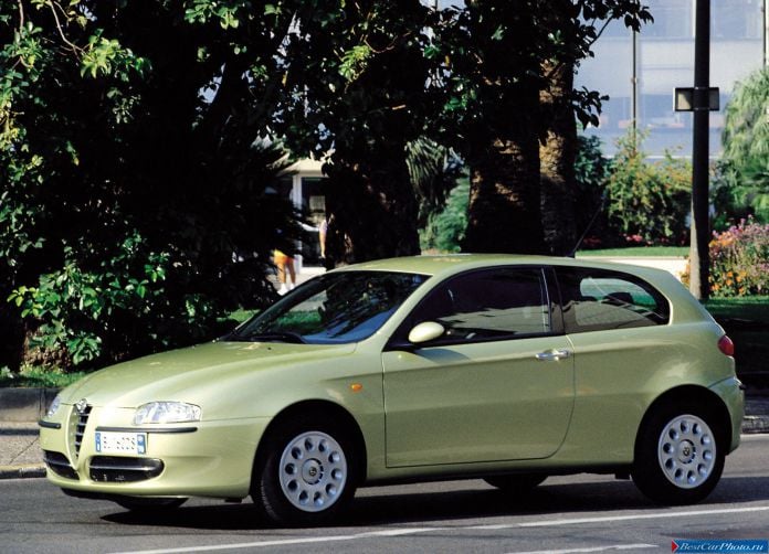 2000 Alfa Romeo 147 - фотография 7 из 56