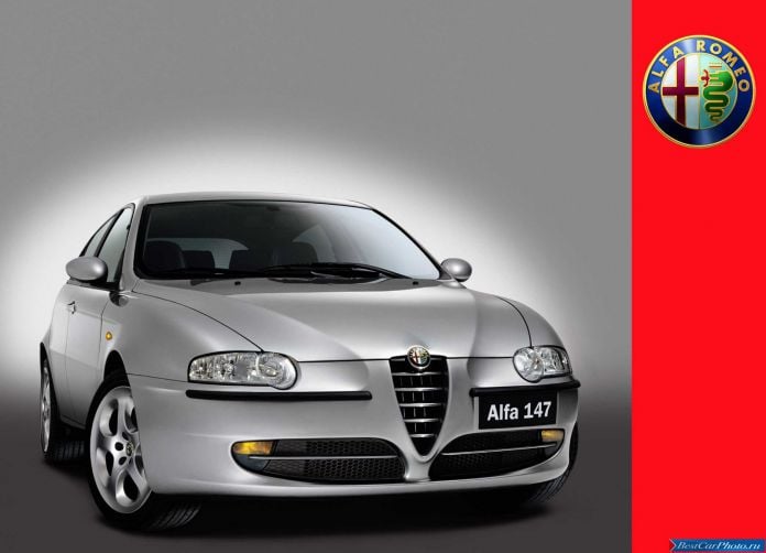 2000 Alfa Romeo 147 - фотография 18 из 56 2000 Alfa Romeo 147 - фотография 18 из 56