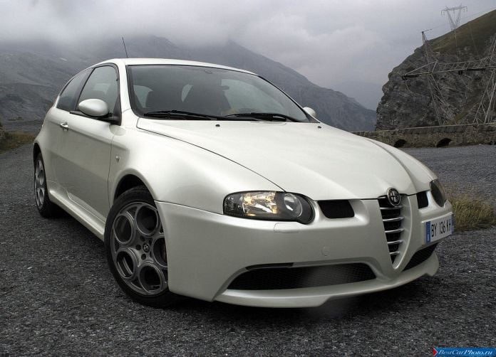 2002 Alfa Romeo 147 GTA - фотография 8 из 56 2002 Alfa Romeo 147 GTA - фотография 8 из 56