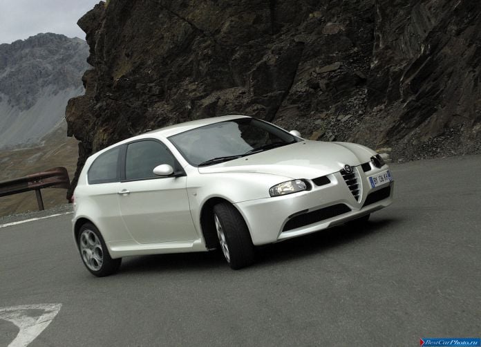 2002 Alfa Romeo 147 GTA - фотография 24 из 56 2002 Alfa Romeo 147 GTA - фотография 24 из 56