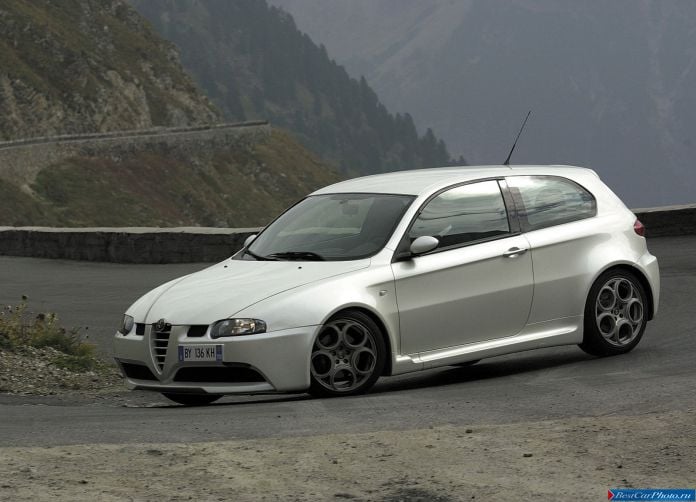2002 Alfa Romeo 147 GTA - фотография 26 из 56 2002 Alfa Romeo 147 GTA - фотография 26 из 56