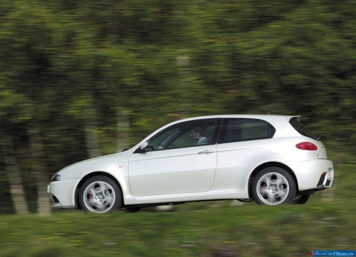 2002 Alfa Romeo 147 GTA - фотография 38 из 56 2002 Alfa Romeo 147 GTA - фотография 38 из 56