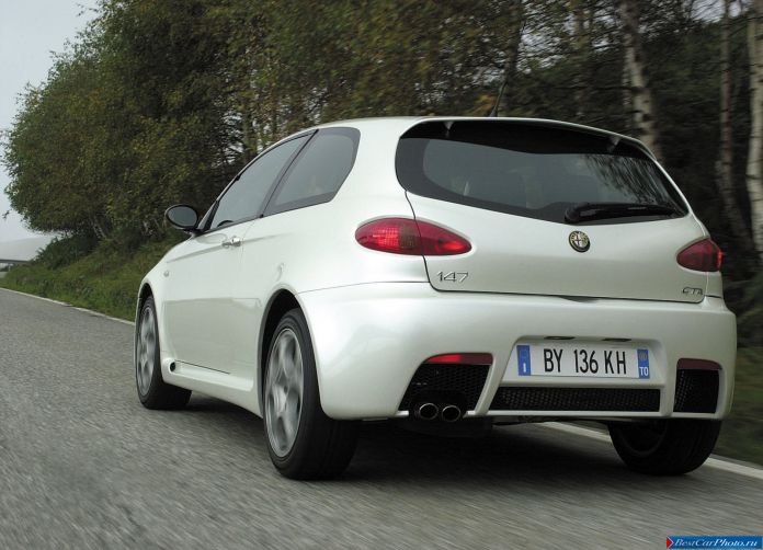 2002 Alfa Romeo 147 GTA - фотография 43 из 56 2002 Alfa Romeo 147 GTA - фотография 43 из 56