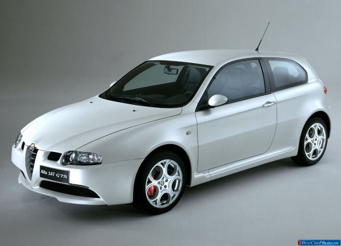 2002 Alfa Romeo 147 GTA - фотография 50 из 56
