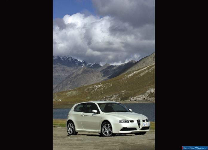 2002 Alfa Romeo 147 GTA - фотография 55 из 56 2002 Alfa Romeo 147 GTA - фотография 55 из 56