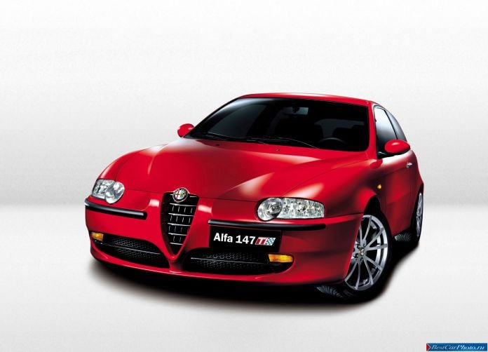 2002 Alfa Romeo 147 Ti - фотография 1 из 3