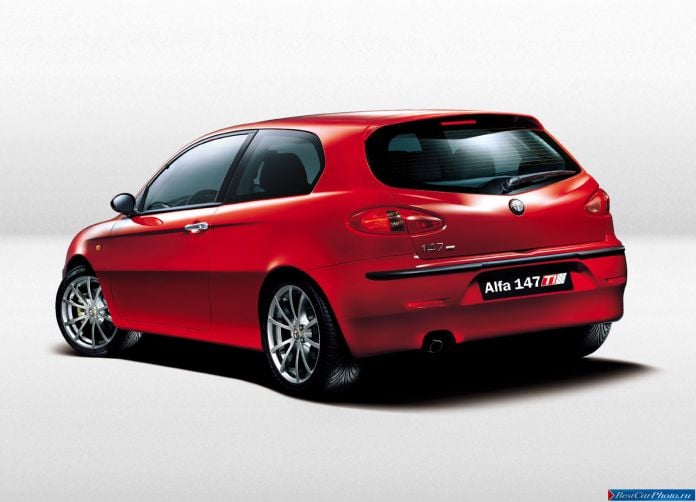 2002 Alfa Romeo 147 Ti - фотография 2 из 3