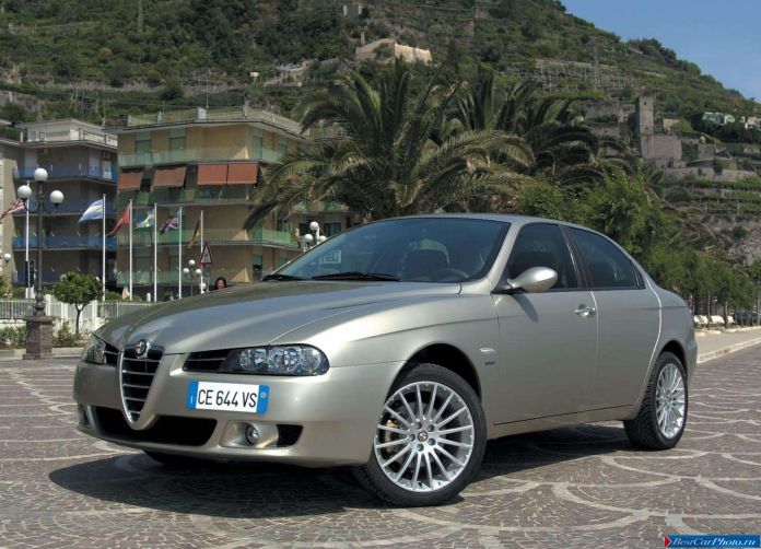 2003 Alfa Romeo 156 2.4 JTD - фотография 3 из 40
