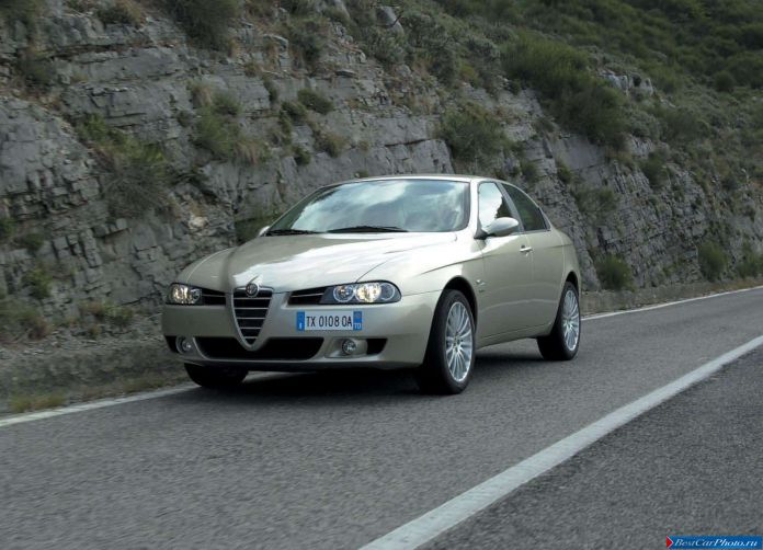 2003 Alfa Romeo 156 2.4 JTD - фотография 15 из 40 2003 Alfa Romeo 156 2.4 JTD - фотография 15 из 40
