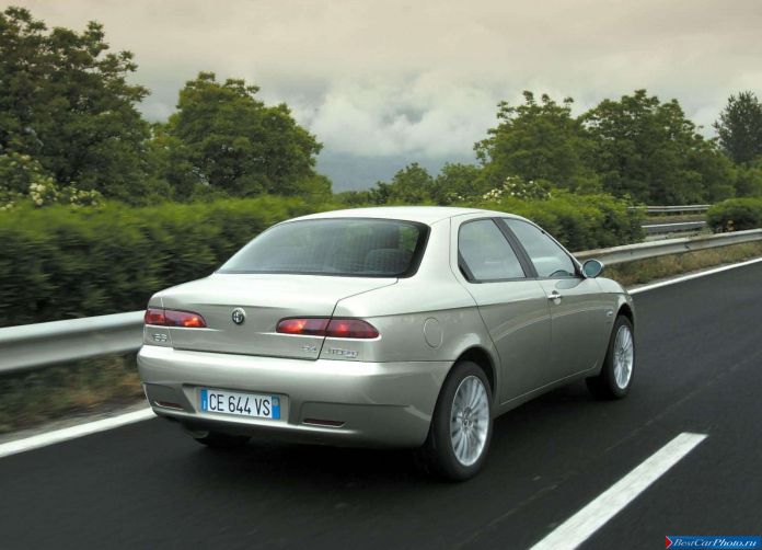 2003 Alfa Romeo 156 2.4 JTD - фотография 32 из 40 2003 Alfa Romeo 156 2.4 JTD - фотография 32 из 40
