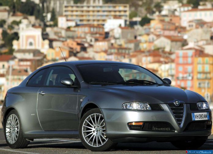2003 Alfa Romeo GT - фотография 10 из 60 2003 Alfa Romeo GT - фотография 10 из 60