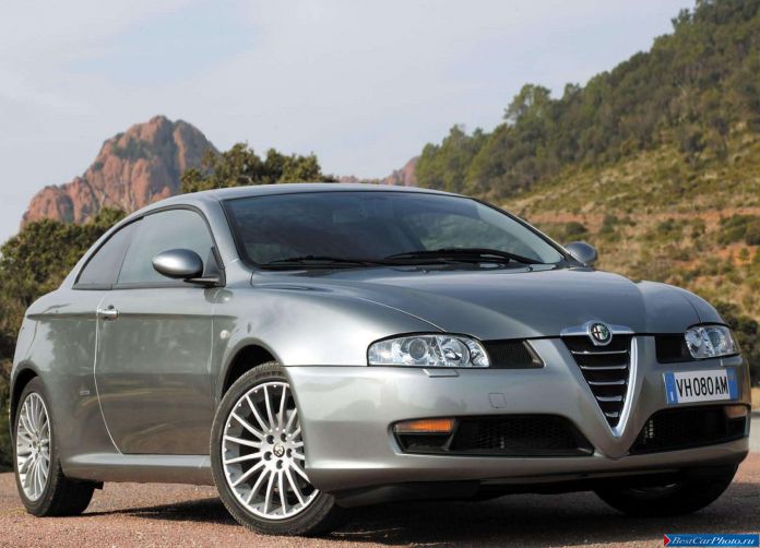 2003 Alfa Romeo GT - фотография 14 из 60 2003 Alfa Romeo GT - фотография 14 из 60