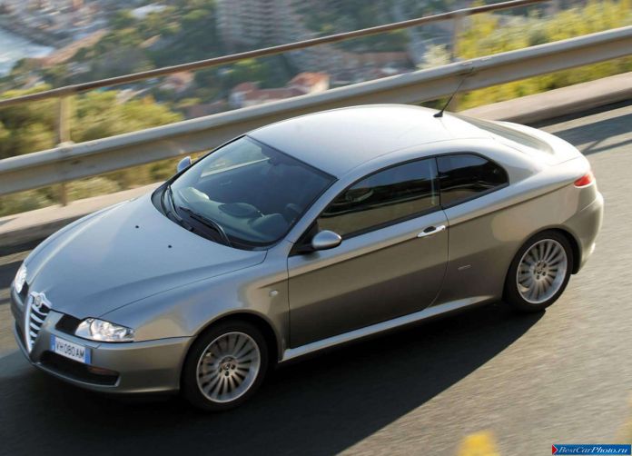 2003 Alfa Romeo GT - фотография 17 из 60 2003 Alfa Romeo GT - фотография 17 из 60