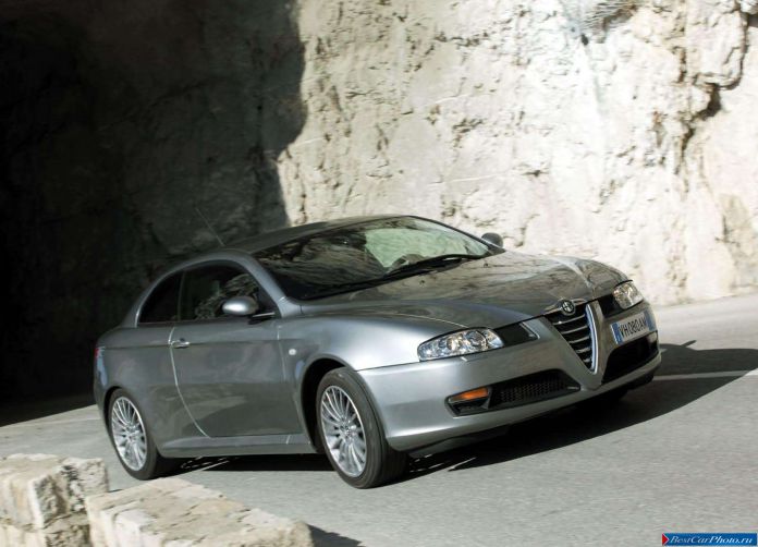 2003 Alfa Romeo GT - фотография 19 из 60
