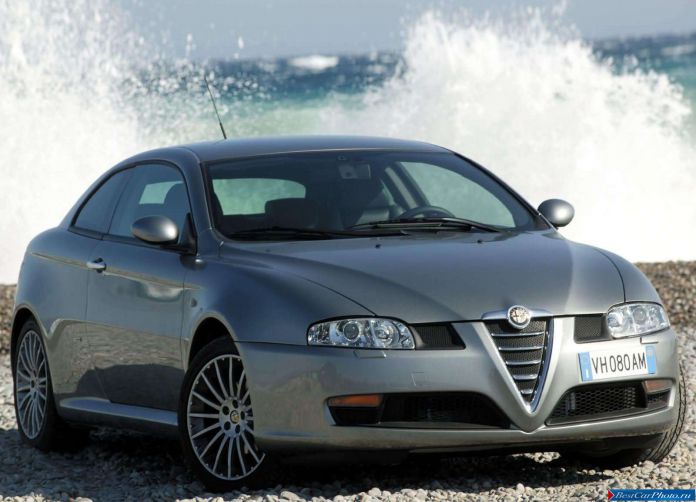 2003 Alfa Romeo GT - фотография 20 из 60