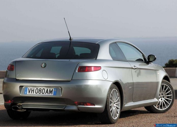 2003 Alfa Romeo GT - фотография 41 из 60