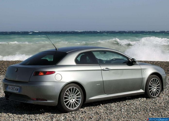 2003 Alfa Romeo GT - фотография 44 из 60