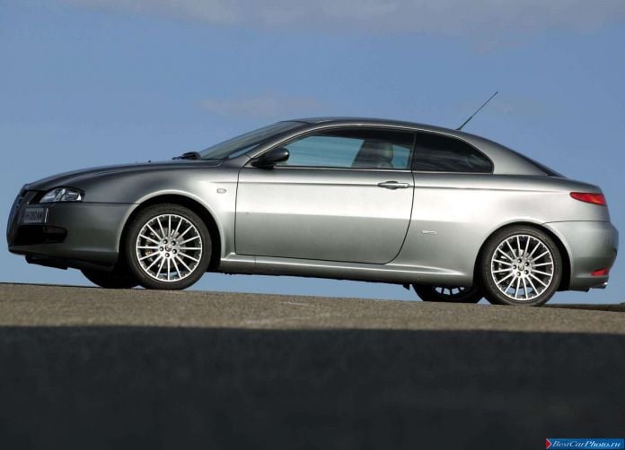 2003 Alfa Romeo GT - фотография 45 из 60