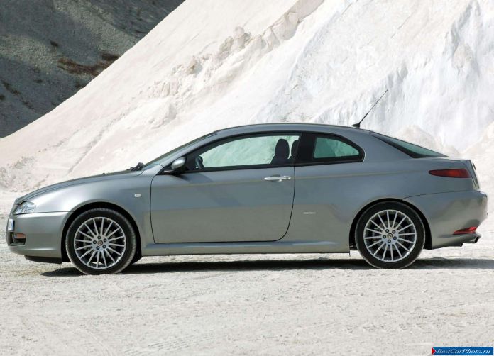 2003 Alfa Romeo GT - фотография 47 из 60