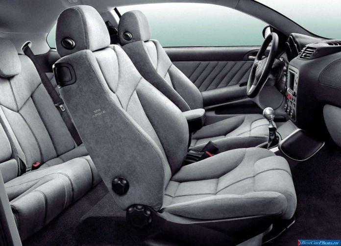2003 Alfa Romeo GT - фотография 57 из 60
