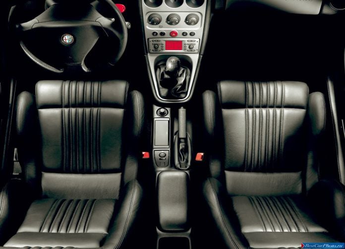 2003 Alfa Romeo GTV - фотография 7 из 7