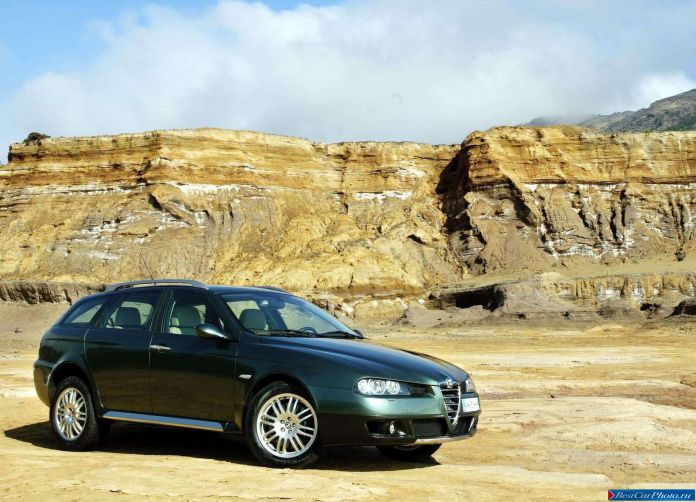 2004 Alfa Romeo 156 Crosswagon Q4 - фотография 24 из 61 2004 Alfa Romeo 156 Crosswagon Q4 - фотография 24 из 61