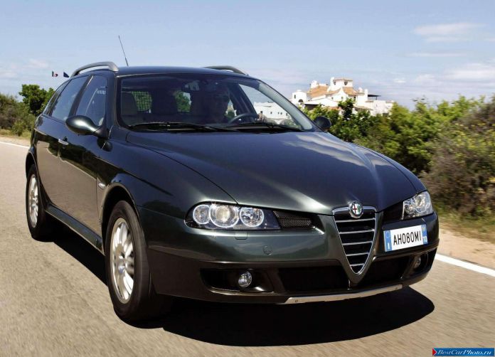 2004 Alfa Romeo 156 Crosswagon Q4 - фотография 26 из 61 2004 Alfa Romeo 156 Crosswagon Q4 - фотография 26 из 61