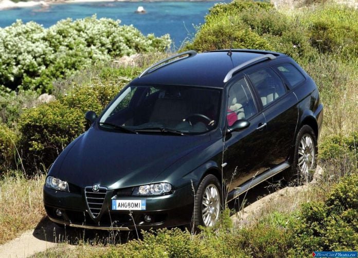 2004 Alfa Romeo 156 Crosswagon Q4 - фотография 27 из 61 2004 Alfa Romeo 156 Crosswagon Q4 - фотография 27 из 61