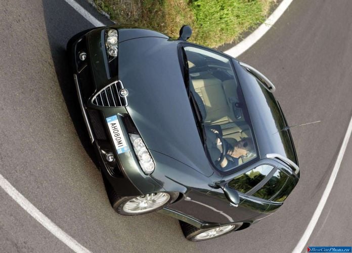 2004 Alfa Romeo 156 Crosswagon Q4 - фотография 32 из 61