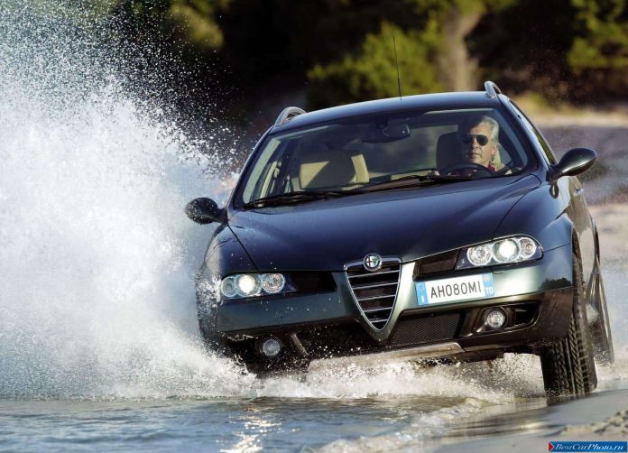 2004 Alfa Romeo 156 Crosswagon Q4 - фотография 37 из 61