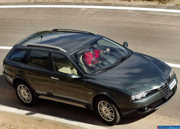 2004 Alfa Romeo 156 Crosswagon Q4 - фотография 38 из 61 2004 Alfa Romeo 156 Crosswagon Q4 - фотография 38 из 61