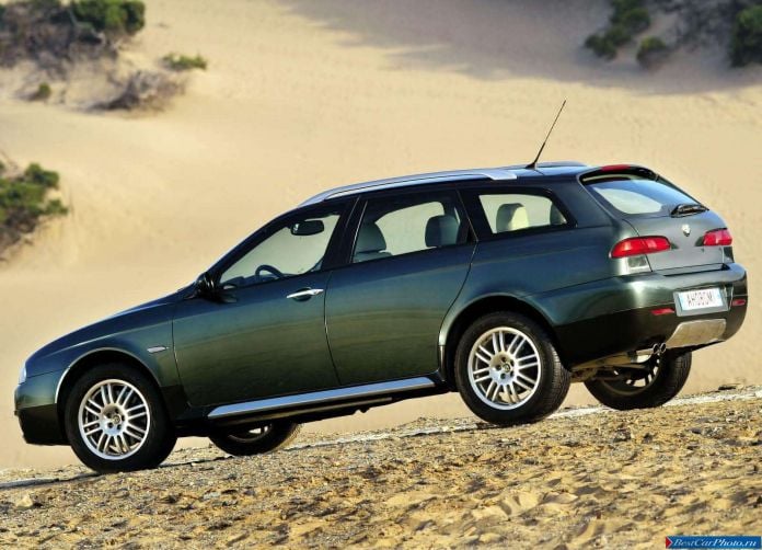 2004 Alfa Romeo 156 Crosswagon Q4 - фотография 48 из 61