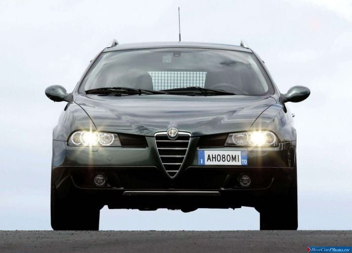 2004 Alfa Romeo 156 Crosswagon Q4 - фотография 55 из 61